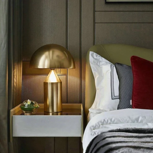 sg-11134201-7rbkf-lp25wh01obge8d.webp Modern Gold Table Lamp